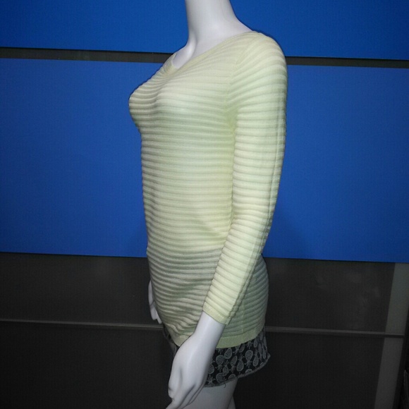 LOFT • Yellow Pastel Sweater / size (XS) - Picture 2 of 6